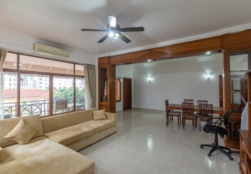 2 Bedroom Apartment For Rent - BKK1, Phnom Penh thumbnail