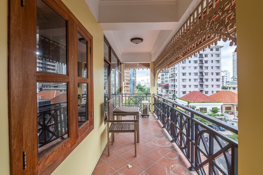 2 Bedroom Apartment For Rent - BKK1, Phnom Penh