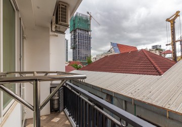 2 Bedroom Apartment For Rent - BKK1, Phnom Penh thumbnail