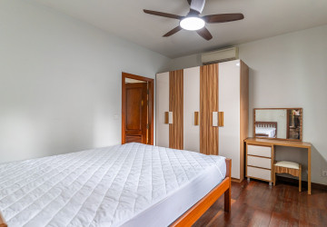 7 Bedroom Townhouse For Rent - Tonle Bassac, Phnom Penh thumbnail