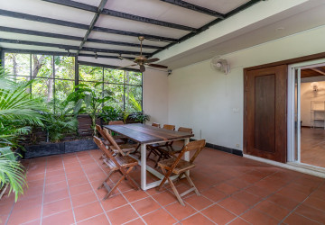 7 Bedroom Townhouse For Rent - Tonle Bassac, Phnom Penh thumbnail