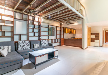 7 Bedroom Townhouse For Rent - Tonle Bassac, Phnom Penh thumbnail