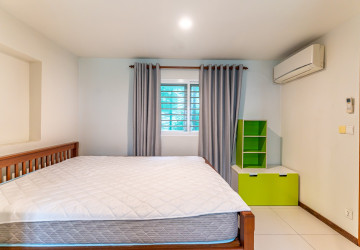 7 Bedroom Townhouse For Rent - Tonle Bassac, Phnom Penh thumbnail