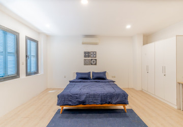 Renovated Duplex 2 Bedroom Apartment For Rent - Wat Phnom, Phnom Penh thumbnail