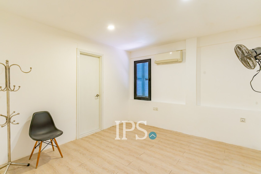 Renovated Duplex 2 Bedroom Apartment For Rent - Wat Phnom, Phnom Penh