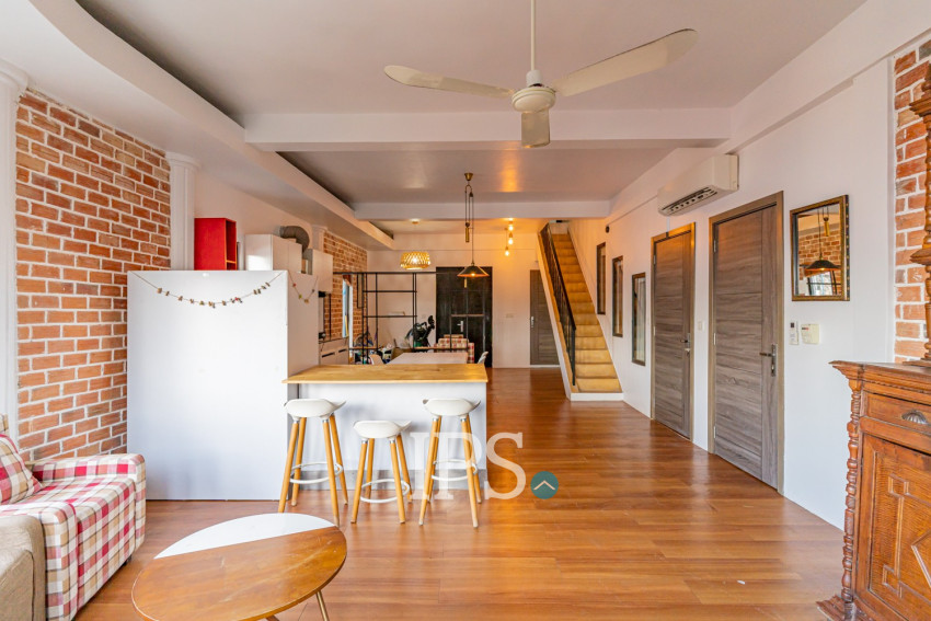 Renovated 3 Bedroom Apartment For Rent - Phsar Kandal 1, Phnom Penh