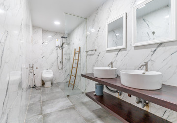 Renovated 3 Bedroom Apartment For Rent - Phsar Kandal 1, Phnom Penh thumbnail