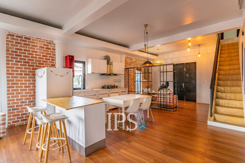 Renovated 3 Bedroom Apartment For Rent - Phsar Kandal 1, Phnom Penh