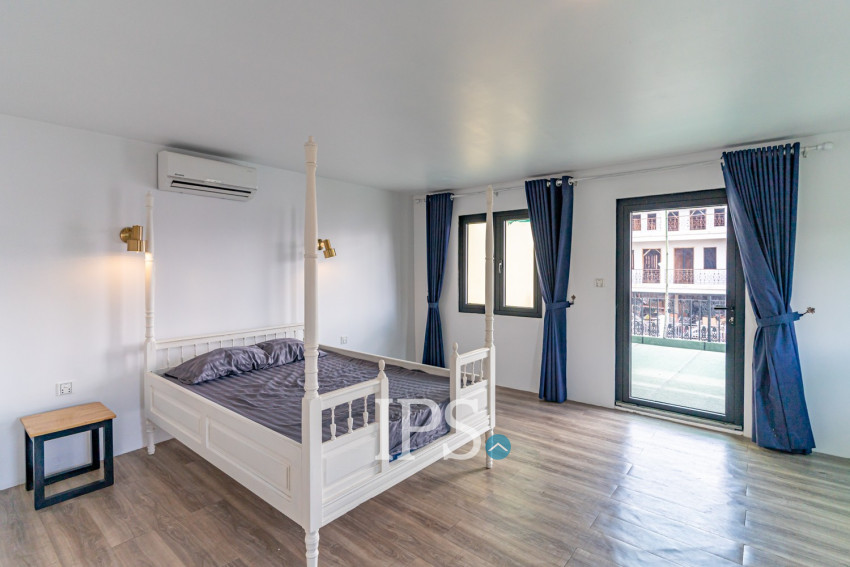 Renovated 3 Bedroom Apartment For Rent - Phsar Kandal 1, Phnom Penh