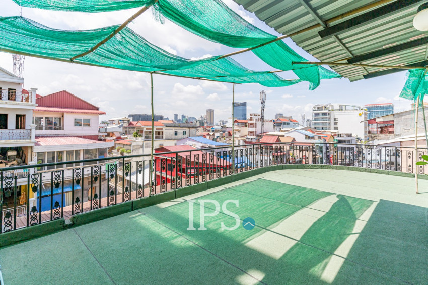 Renovated 3 Bedroom Apartment For Rent - Phsar Kandal 1, Phnom Penh
