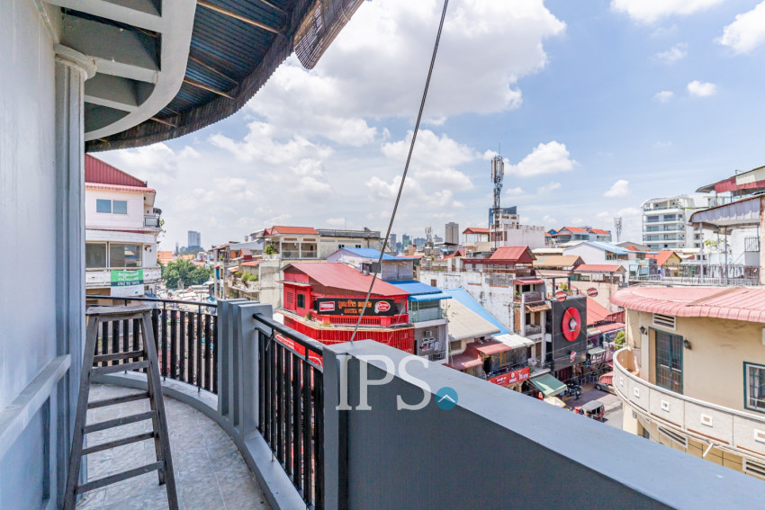 Renovated 3 Bedroom Apartment For Rent - Phsar Kandal 1, Phnom Penh