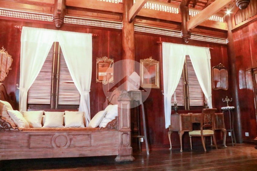 4 Bedroom Wooden Villa  For Rent - Sala Kamreuk, Siem Reap