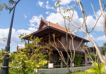 4 Bedroom Wooden Villa  For Rent - Sala Kamreuk, Siem Reap thumbnail