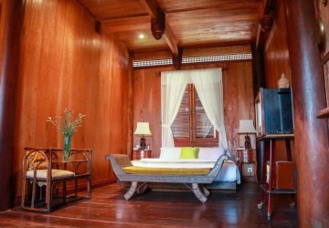 4 Bedroom Wooden Villa  For Rent - Sala Kamreuk, Siem Reap thumbnail