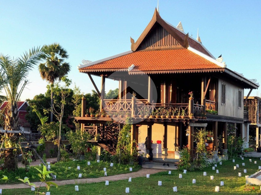 4 Bedroom Wooden Villa  For Rent - Sala Kamreuk, Siem Reap