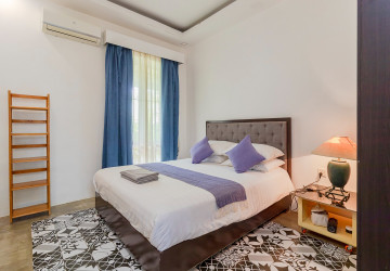 3 Bedroom House For Rent - Sangkat Siem Reap, Siem Reap thumbnail