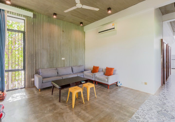 3 Bedroom House For Rent - Sangkat Siem Reap, Siem Reap thumbnail