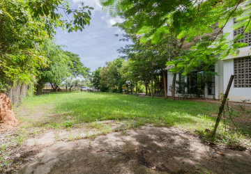 3 Bedroom House For Rent - Sangkat Siem Reap, Siem Reap thumbnail