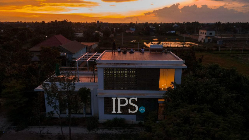 3 Bedroom House For Rent - Sangkat Siem Reap, Siem Reap