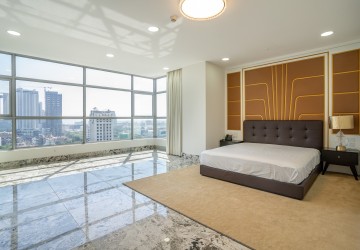 3 Bedroom Penthouse For Rent - BKK1, Phnom Penh thumbnail