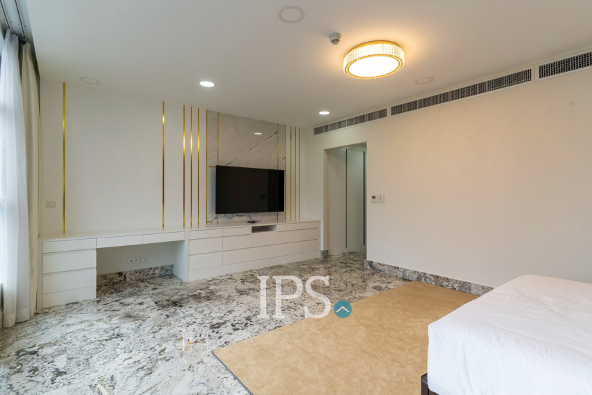 Luxury 3 Bedroom Penthouse For Rent - BKK1, Phnom Penh