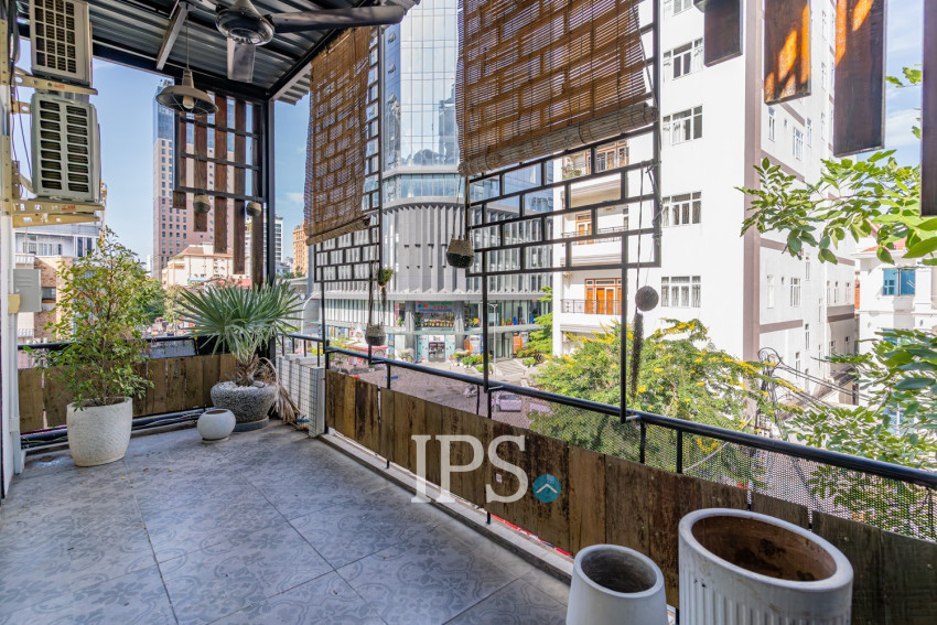 Renovated 3 Bedroom Apartment For Rent - BKK1, Phnom Penh