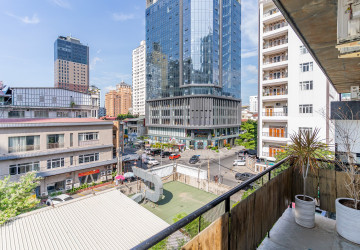 Renovated 3 Bedroom Apartment For Rent - BKK1, Phnom Penh thumbnail