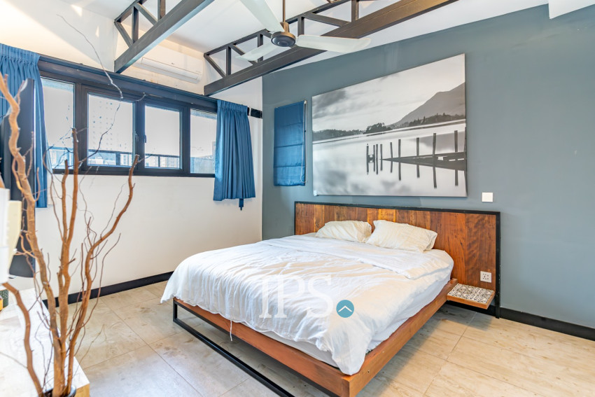 Renovated 3 Bedroom Apartment For Rent - BKK1, Phnom Penh