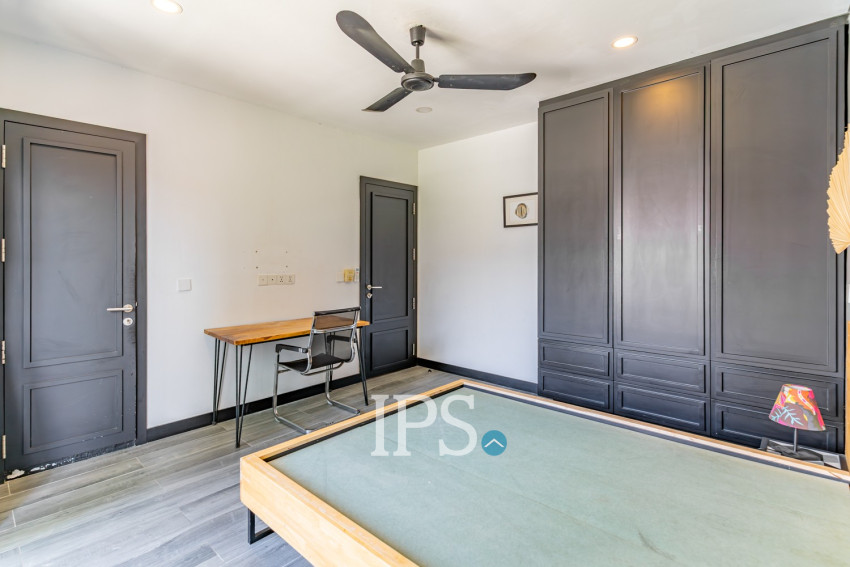 Renovated 3 Bedroom Apartment For Rent - BKK1, Phnom Penh