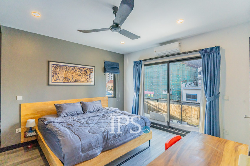 Renovated 3 Bedroom Apartment For Rent - BKK1, Phnom Penh