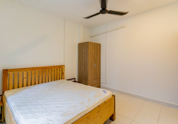 Renovated 2 Bedroom Apartment For Rent - Chakto Mukh, Phnom Penh thumbnail