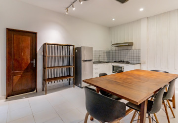 Renovated 2 Bedroom Apartment For Rent - Chakto Mukh, Phnom Penh thumbnail