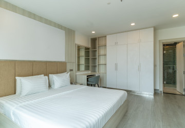 3 Bedroom Serviced Apartment For Rent -  BKK1, Phnom Penh thumbnail