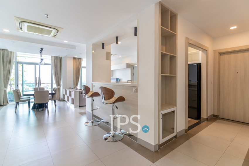 3 Bedroom Serviced Apartment For Rent -  BKK1, Phnom Penh
