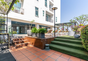 3 Bedroom Serviced Apartment For Rent -  BKK1, Phnom Penh thumbnail