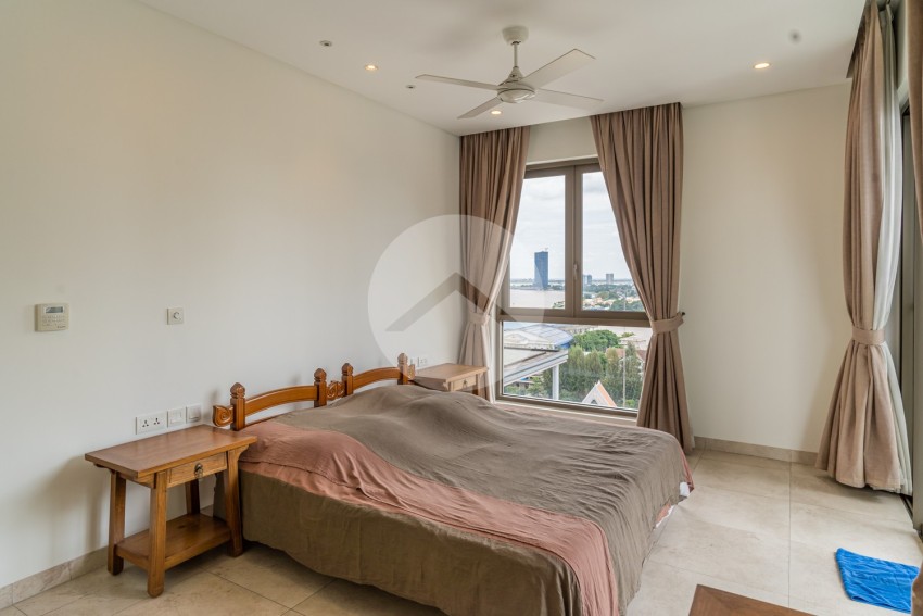 3 Bedroom Condo For Rent - Embassy Residences, Tonle Bassac, Phnom Penh