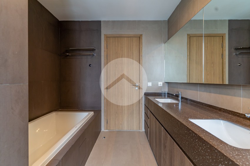 3 Bedroom Condo For Rent - Embassy Residences, Tonle Bassac, Phnom Penh