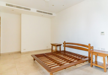 3 Bedroom Condo For Rent - Embassy Residences, Tonle Bassac, Phnom Penh thumbnail