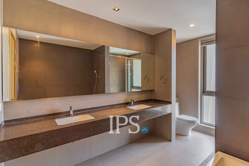 3 Bedroom Condo For Rent - Embassy Residences, Tonle Bassac, Phnom Penh