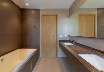 3 Bedroom Condo For Rent - Embassy Residences, Tonle Bassac, Phnom Penh thumbnail