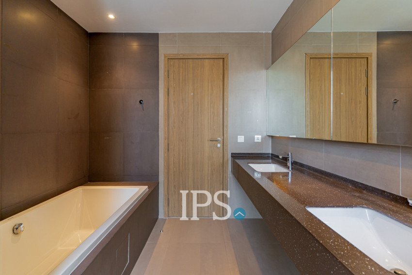 3 Bedroom Condo For Rent - Embassy Residences, Tonle Bassac, Phnom Penh