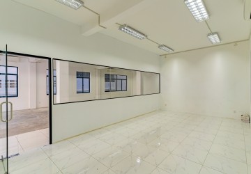 813.75 Sqm Office Building For Rent - Toul Tum Poung 2, Phnom Penh thumbnail