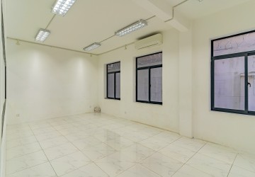 813.75 Sqm Office Building For Rent - Toul Tum Poung 2, Phnom Penh thumbnail