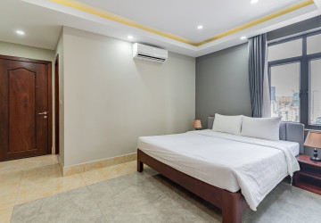 4 Bedroom Serviced Apartment For Rent - BKK2, Phnom Penh thumbnail