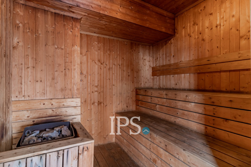 4 Bedroom Serviced Apartment For Rent - BKK2, Phnom Penh