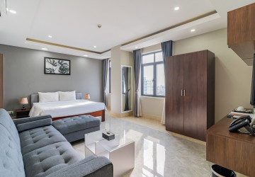 4 Bedroom Serviced Apartment For Rent - BKK2, Phnom Penh thumbnail