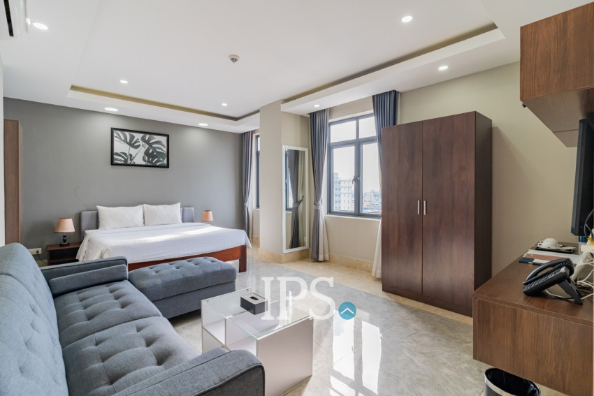 4 Bedroom Serviced Apartment For Rent - BKK2, Phnom Penh