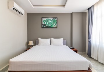 1 Bedroom Serviced Apartment For Rent - BKK2, Phnom Penh thumbnail