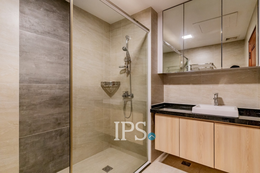 2 Bedroom Serviced Apartment For Rent - Beoung Raing, Phnom Penh