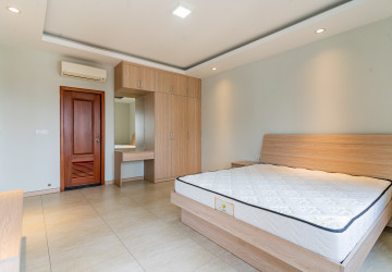 2 Bedroom Serviced Apartment For Rent - Beoung Raing, Phnom Penh thumbnail